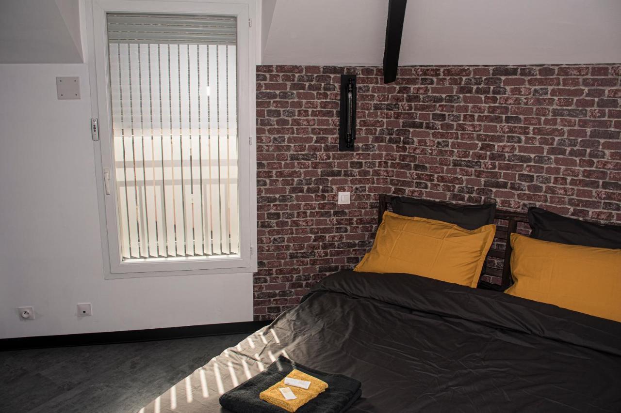 Meuble De Tourisme 3 Etoiles Loft Industriel A Fismesヴィラ エクステリア 写真