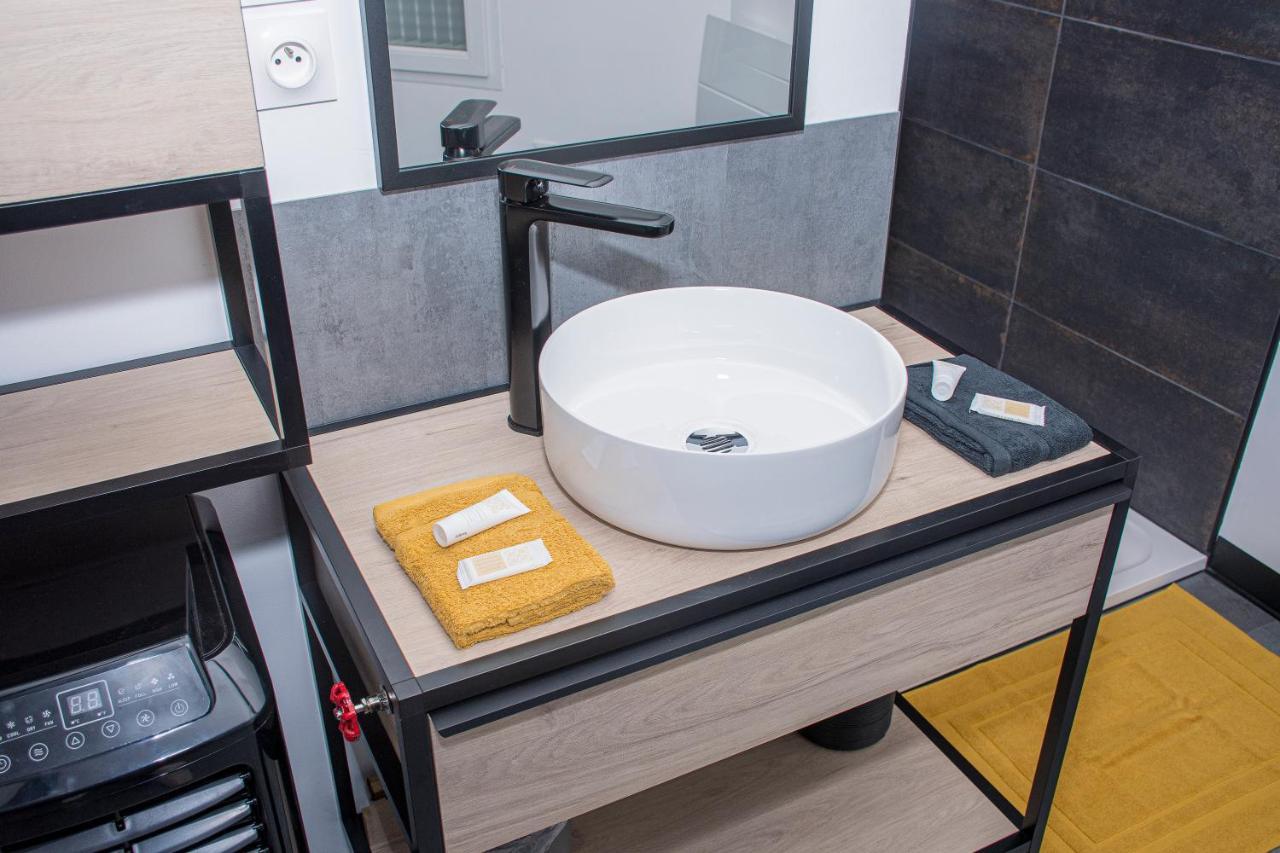 Meuble De Tourisme 3 Etoiles Loft Industriel A Fismesヴィラ エクステリア 写真